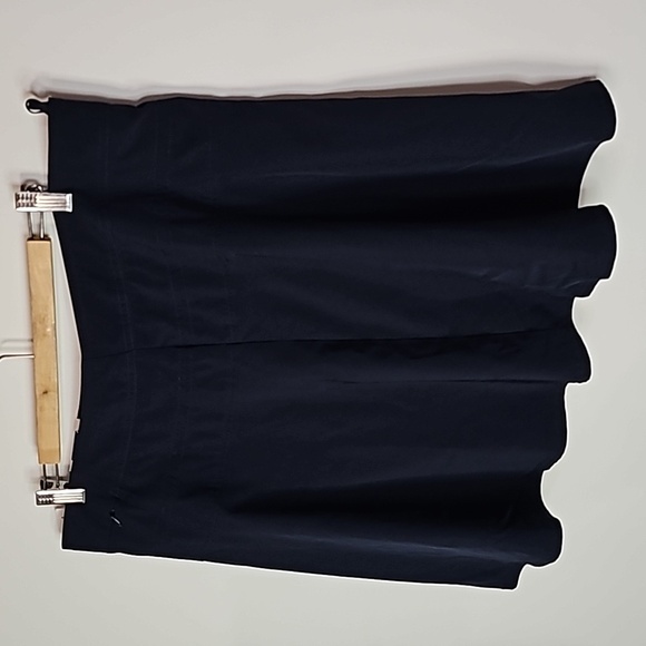 Izod golf dark blue size 18 athletic skort - Picture 3 of 7